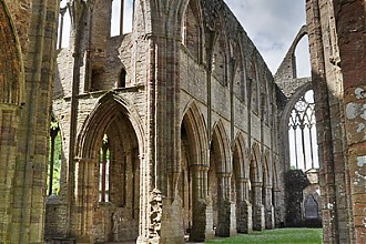 trintern_abbey_02.jpg