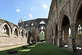 trintern_abbey_13.jpg